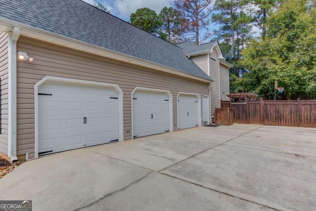 775 Winding Grove Lane, Loganville, GA 30052 — photo 4