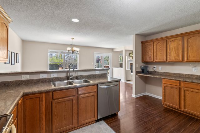 5227 Choctaw Ridge Way, Indianapolis, IN 46239