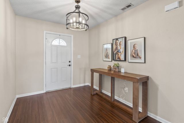 5227 Choctaw Ridge Way, Indianapolis, IN 46239