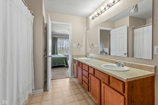 5227 Choctaw Ridge Way, Indianapolis, IN 46239