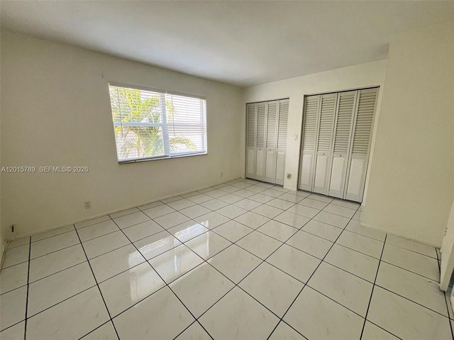 611 NE 14th Ave 202, Fort Lauderdale, FL 33304