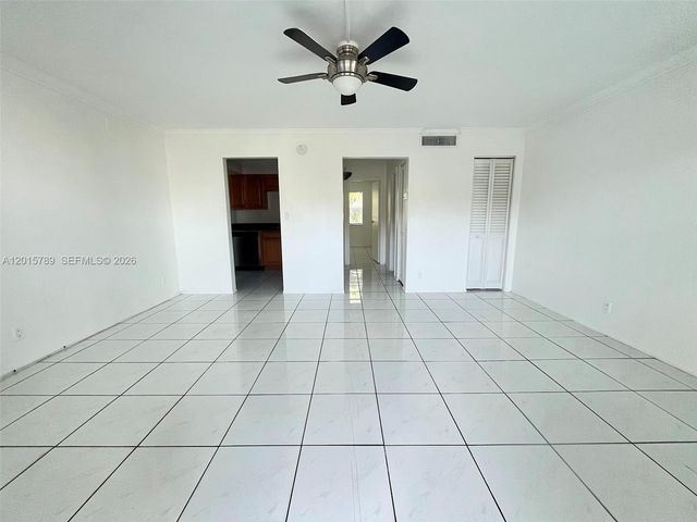 611 NE 14th Ave 202, Fort Lauderdale, FL 33304