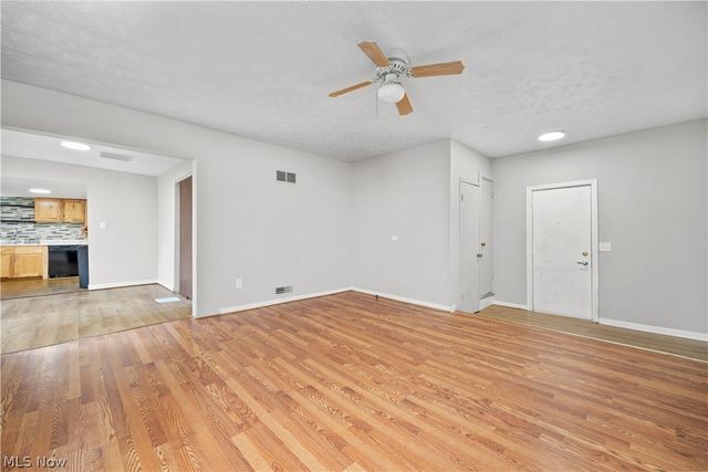 7540 State Road, Parma, OH 44134