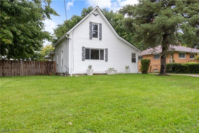 7540 State Road, Parma, OH 44134
