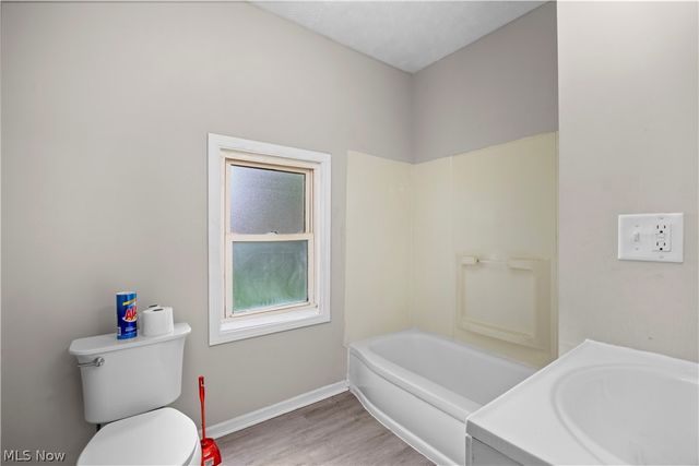 7540 State Road, Parma, OH 44134