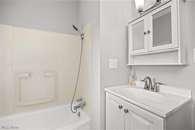 7540 State Road, Parma, OH 44134
