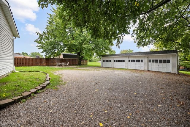 7540 State Road, Parma, OH 44134
