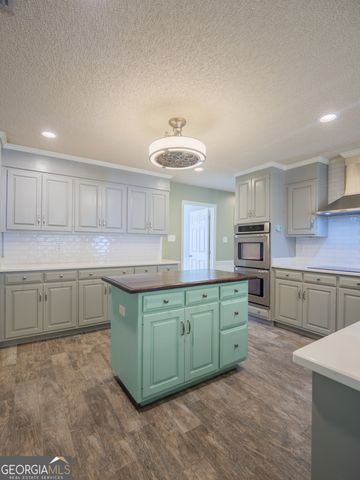 4710 Summerfield Drive, Hahira, GA 31632