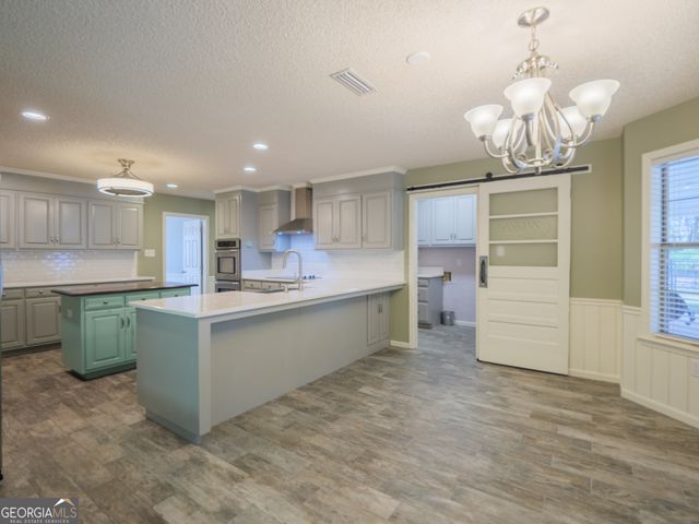 4710 Summerfield Drive, Hahira, GA 31632