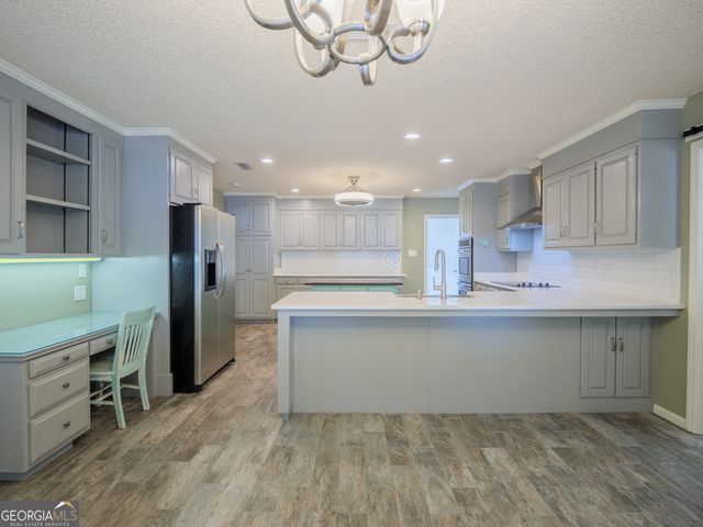 4710 Summerfield Drive, Hahira, GA 31632