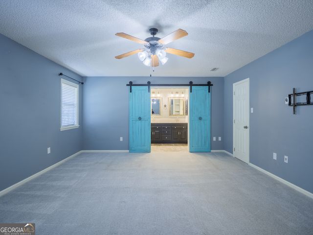 4710 Summerfield Drive, Hahira, GA 31632