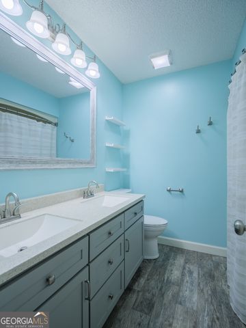 4710 Summerfield Drive, Hahira, GA 31632