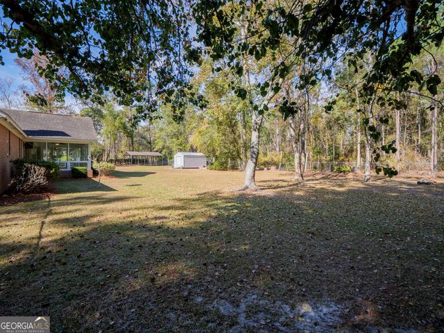 4710 Summerfield Drive, Hahira, GA 31632