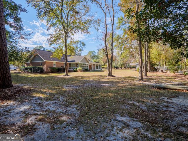 4710 Summerfield Drive, Hahira, GA 31632