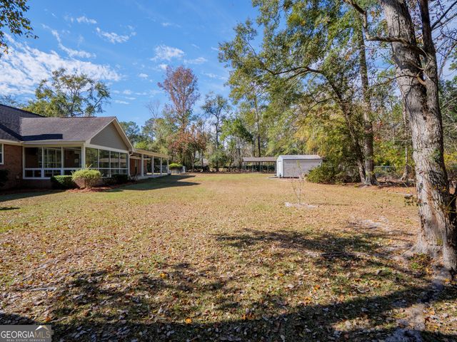 4710 Summerfield Drive, Hahira, GA 31632