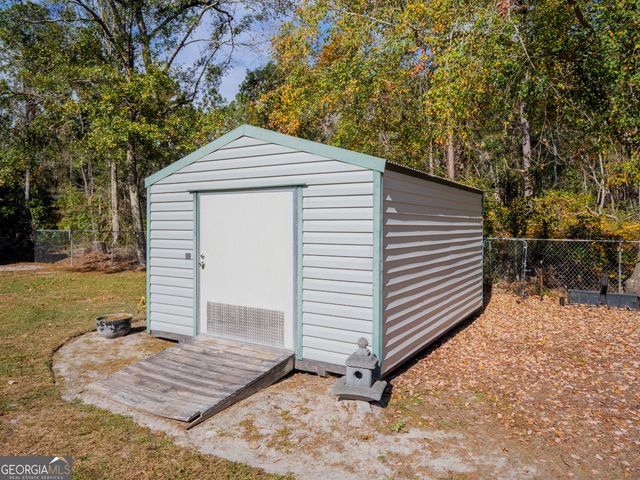 4710 Summerfield Drive, Hahira, GA 31632