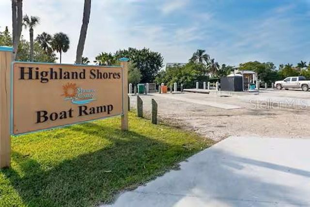 305 LINDEN DRIVE, Ellenton, FL 34222