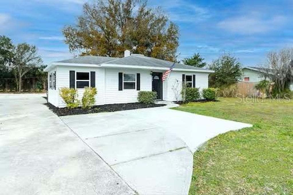 305 LINDEN DRIVE, Ellenton, FL 34222