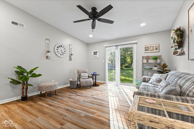 8124 Sheroak Court, Indianapolis, IN 46227