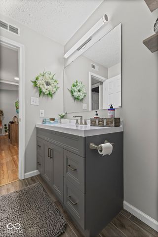 8124 Sheroak Court, Indianapolis, IN 46227