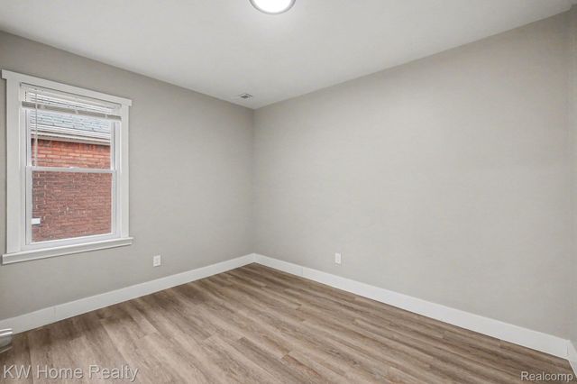 13723 Mapleridge Street, Detroit, MI 48205