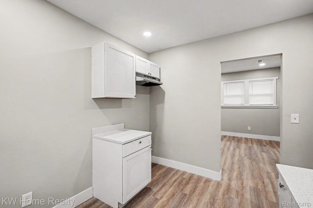 13723 Mapleridge Street, Detroit, MI 48205