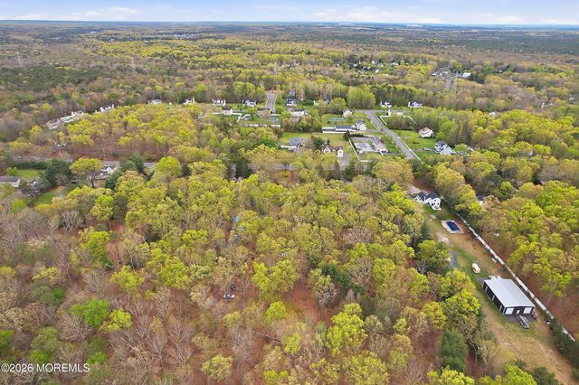 172 Bennetts Mills Road, Jackson, NJ 08527