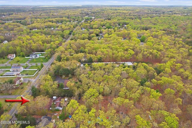 172 Bennetts Mills Road, Jackson, NJ 08527