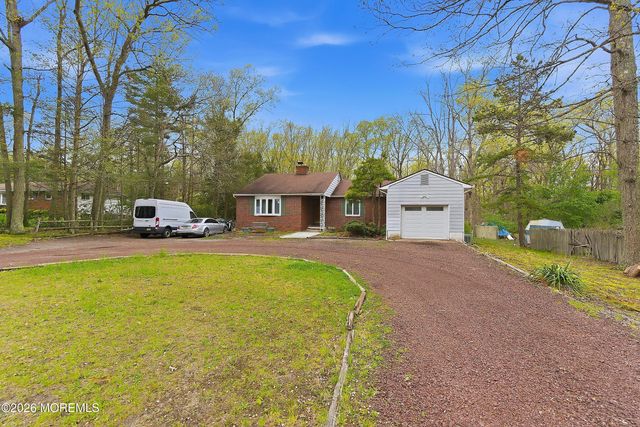 172 Bennetts Mills Road, Jackson, NJ 08527