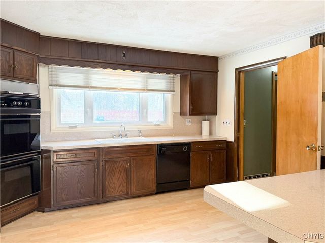 1210 Garden Road, Utica, NY 13501