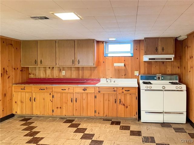 1210 Garden Road, Utica, NY 13501