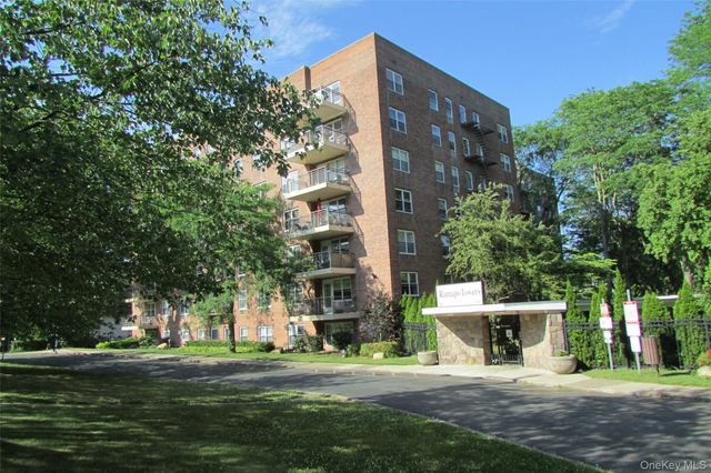 30 S. Cole 1 L, Spring Valley, NY 10977