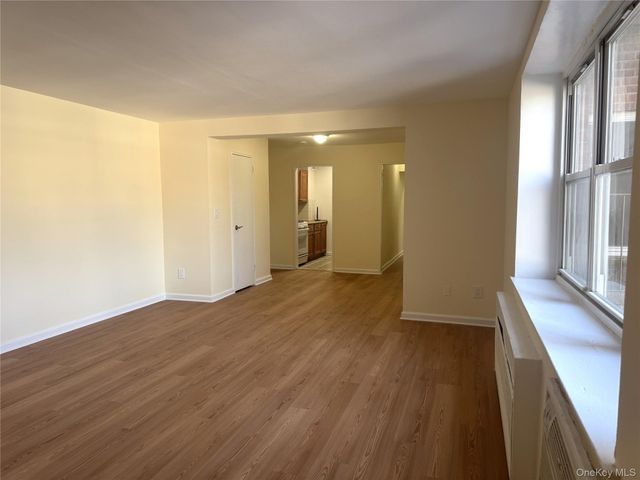 30 S. Cole 1 L, Spring Valley, NY 10977