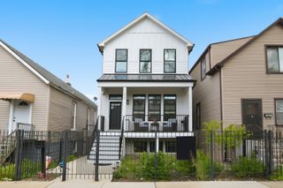 1635 N Central Park Avenue, Chicago, IL 60647