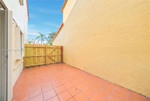 14986 SW 113th St, Miami, FL 33196