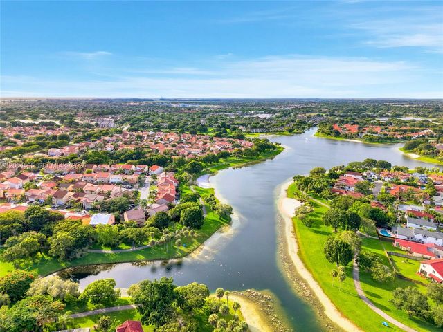 14986 SW 113th St, Miami, FL 33196