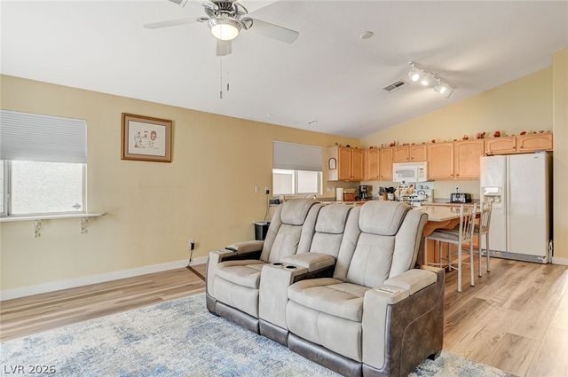 1096 Kabuki Avenue, Henderson, NV 89074
