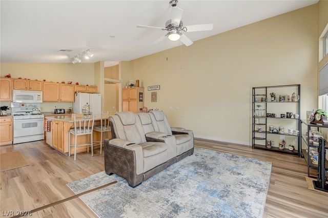 1096 Kabuki Avenue, Henderson, NV 89074