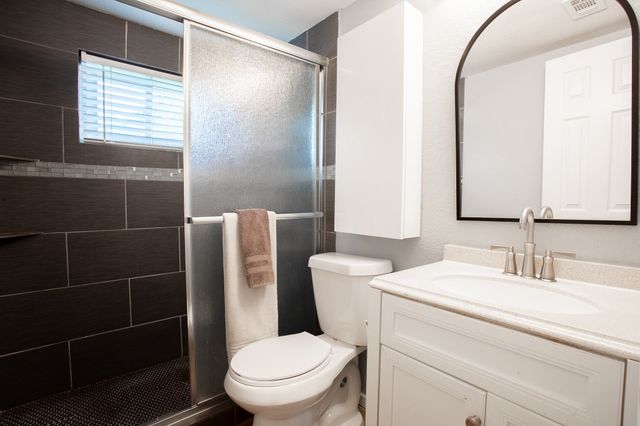 519 Taylor Street, Arlington, TX 76011