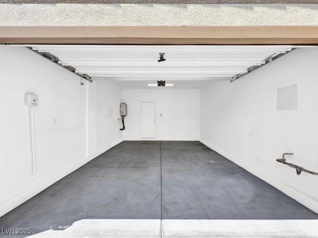 416 Desert Cadence Street, Henderson, NV 89011