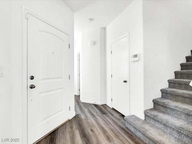 416 Desert Cadence Street, Henderson, NV 89011