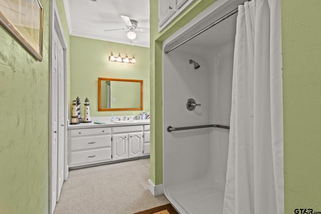 509 Kent Dr, Pittsburg, TX 75686