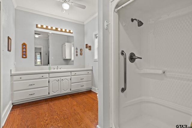 509 Kent Dr, Pittsburg, TX 75686