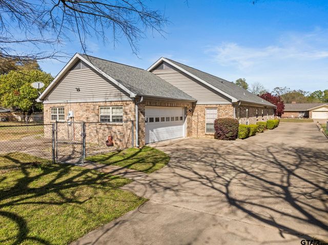 509 Kent Dr, Pittsburg, TX 75686