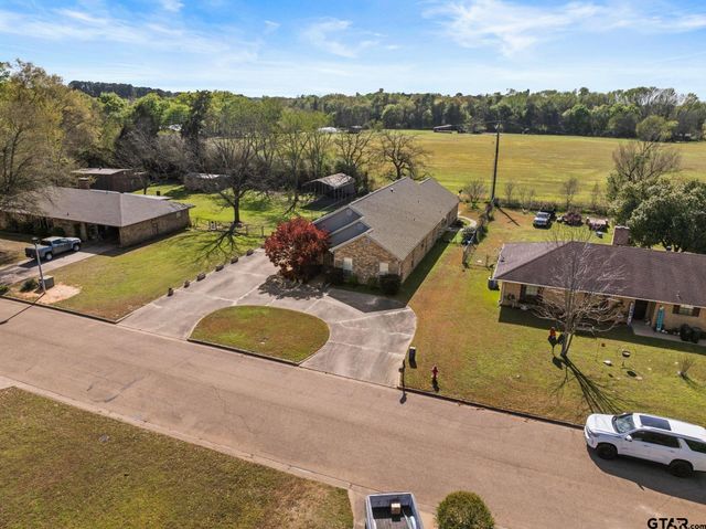 509 Kent Dr, Pittsburg, TX 75686