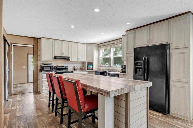 9618 Oak Farms S Drive, Irvington, AL 36544