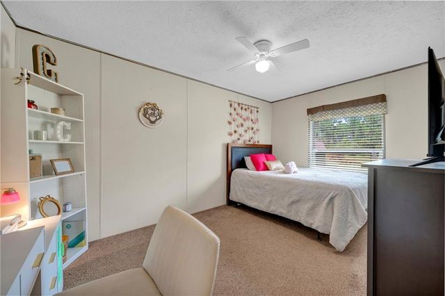 9618 Oak Farms S Drive, Irvington, AL 36544