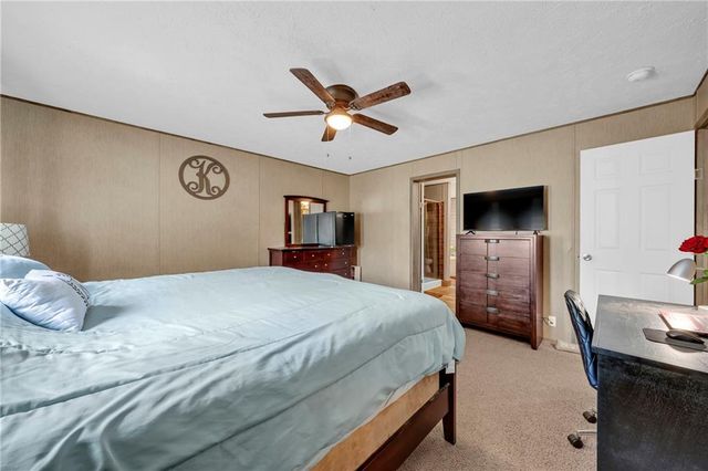 9618 Oak Farms S Drive, Irvington, AL 36544