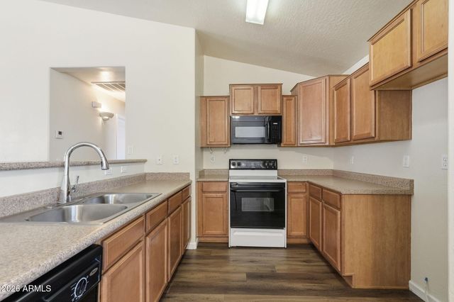 2191 N ST PEDRO Avenue, Casa Grande, AZ 85122