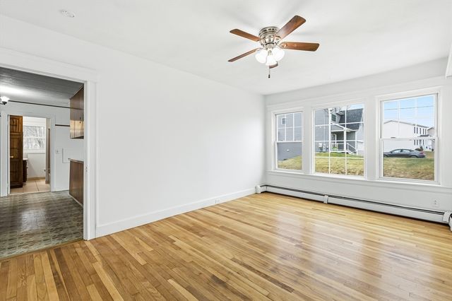 32 Fall River Ave 1, Seekonk, MA 02771